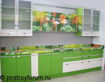 дизайн зеленой кухни