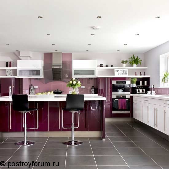 кухня фиолетового цвета фото